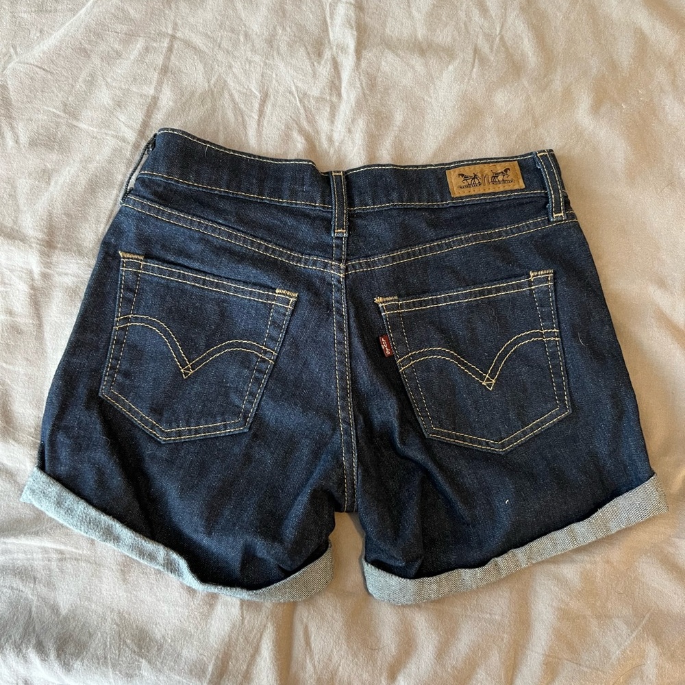 Levi’s shorts